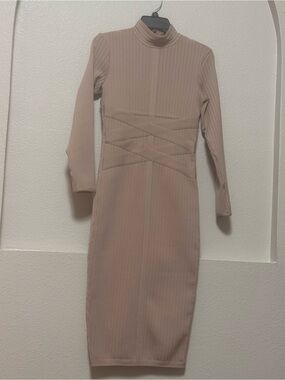 Ribbed Long-Sleeve Bodycon Midi Dress